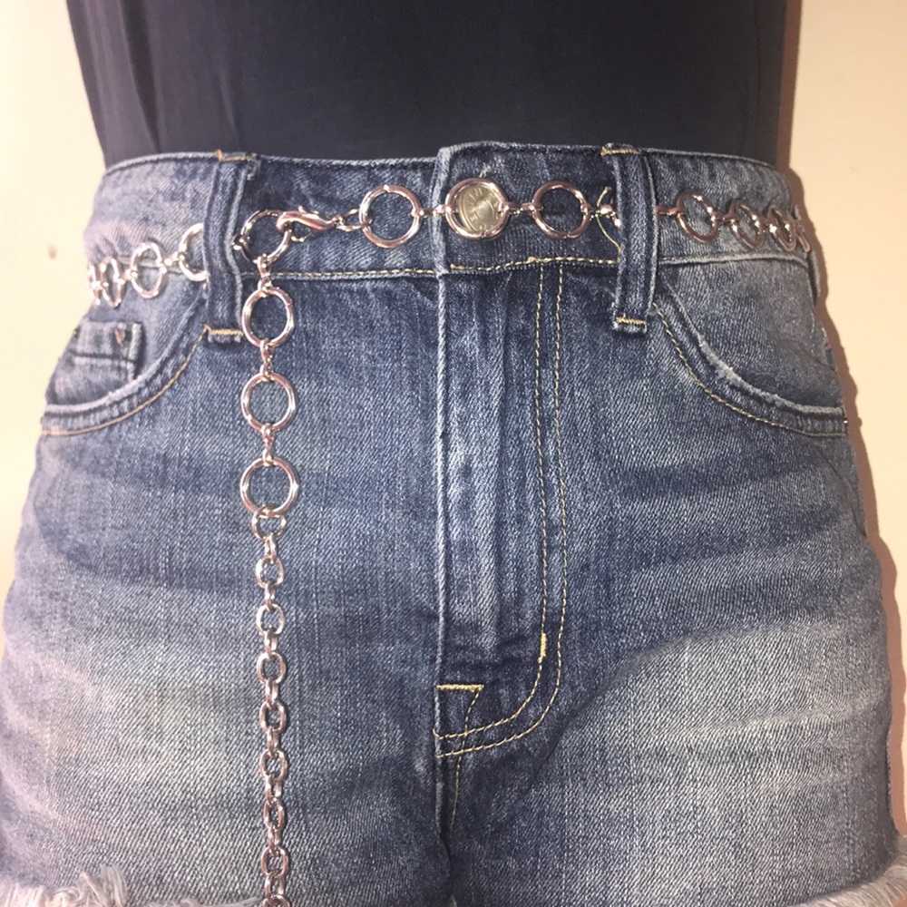 Brandy Melville circle chain belt